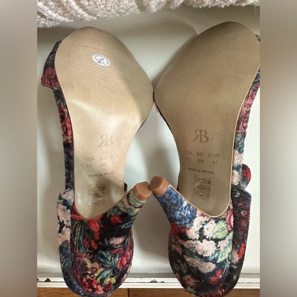 NWOT Anthropologie Raphaella Booz Floral Embellished Women's Heels Sz 10 - Picture 12 of 13